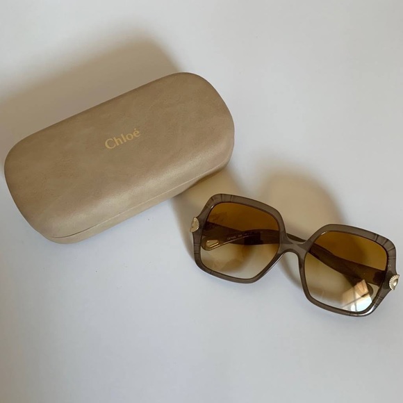 Chloé Sunglasses - Picture 2 of 5
